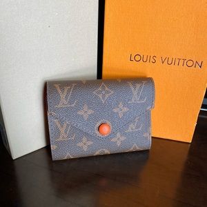 Authentic Lv Women’s Wallet